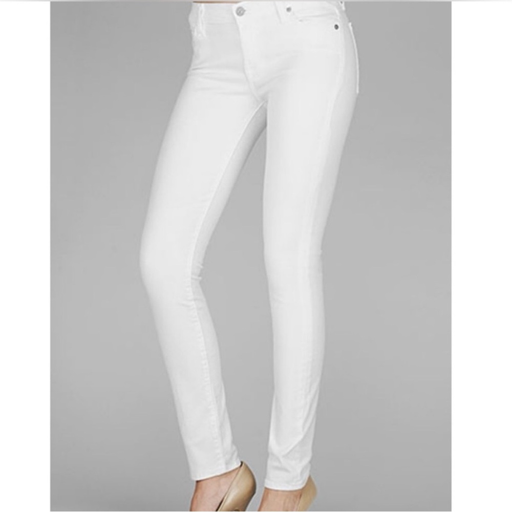 7 for All Mankind White Skinny Jeans.  Size 27